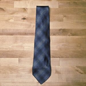 Gucci Vintage Neck Tie 100% Silk - Blue Gold Geometric Pattern - 3 3/4 Wide